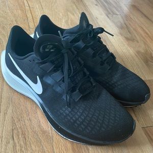 Nike Zoom Pegasus Running Shoes